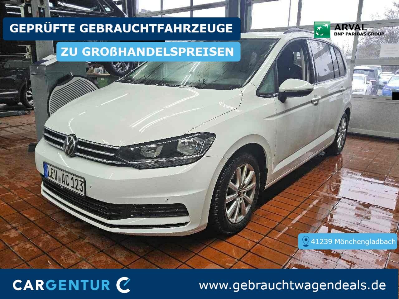 Volkswagen Touran 2.0 TDI Comfortline AHK ACC Massage