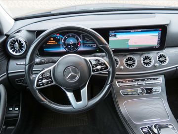Mercedes E 350 - 8