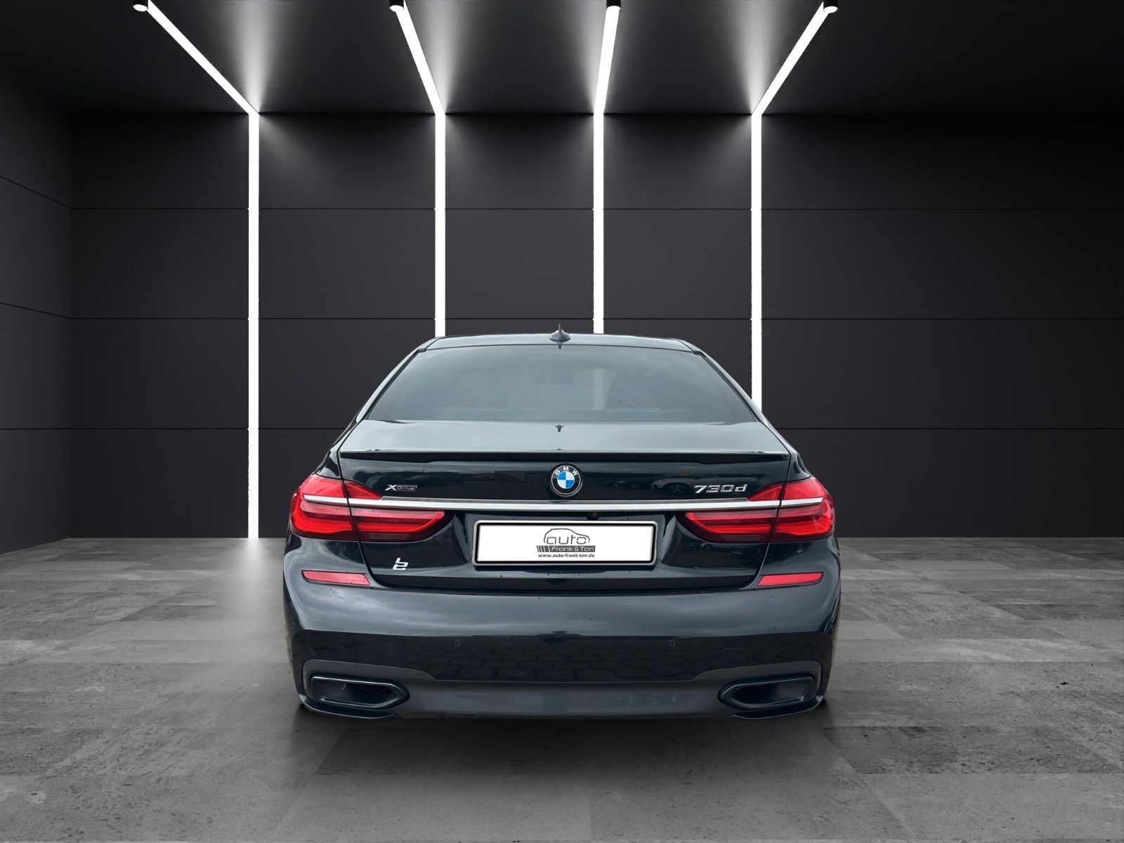 Fahrzeugabbildung BMW 730 d xDrive *M Sport*Schiebedach*H&K*Softclose*