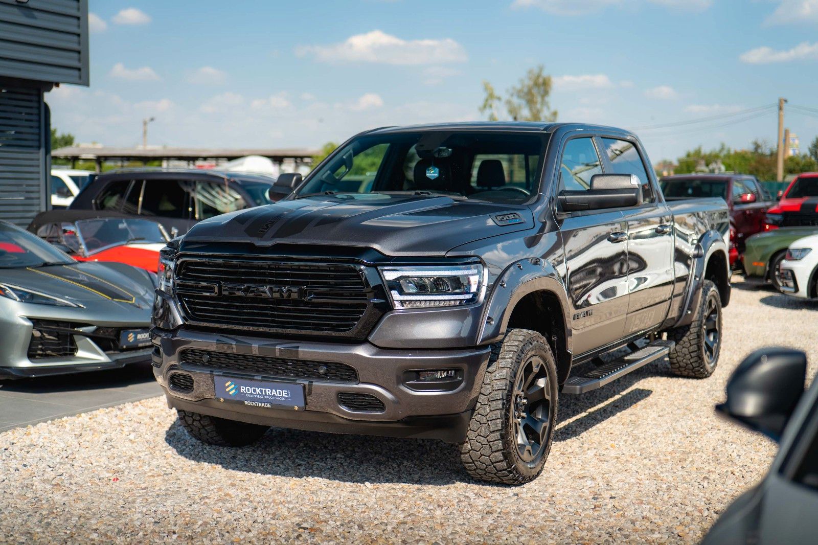 Fahrzeugabbildung Dodge RAM 5.7 V8 HEMI 4x4 OFFROAD LONGBED AXLE LOCK