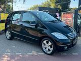 Mercedes-Benz A200 Avantgarde*Aut.*Navi*Klima*Leder*SHZ*PDC* - gebrauchte Mercedes-Benz A 200 aus dem Jahr 2012