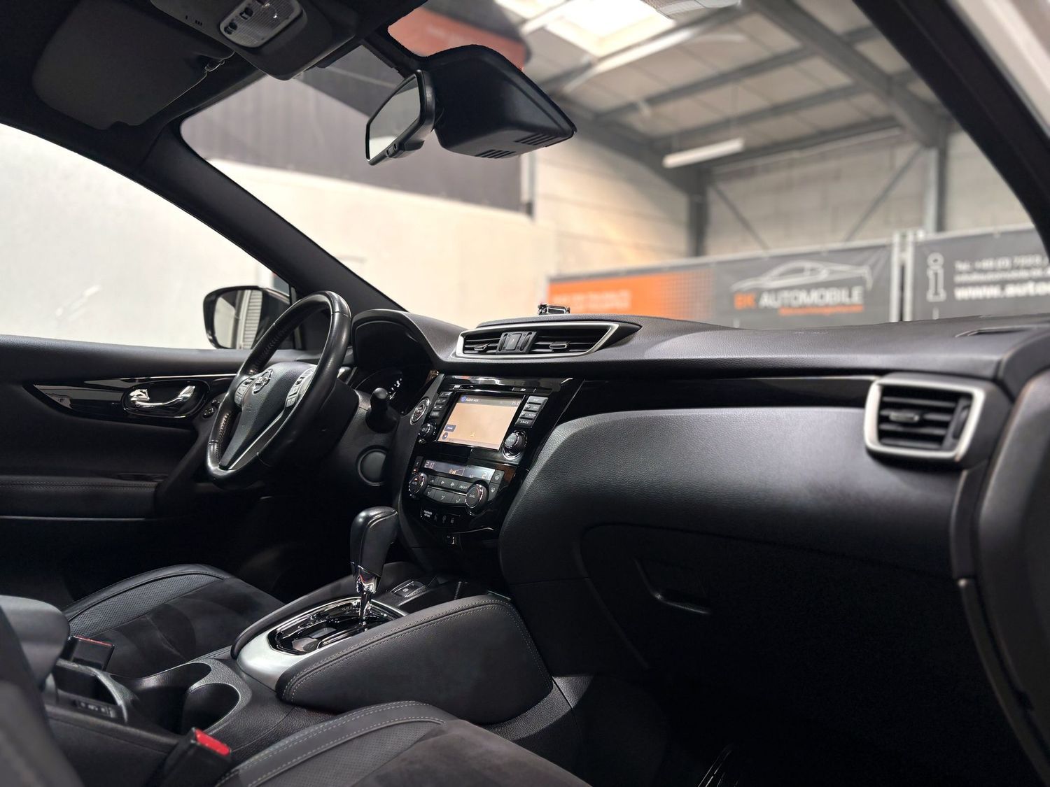 Fahrzeugabbildung Nissan Qashqai N-Vision#Kamera#Navi#Alcantara