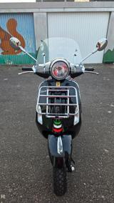 Vespa Primavera  - VESPA ROLLER