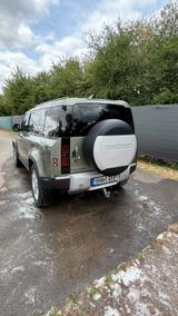 Land Rover Defender 2.0 P300 SE 110 SE *AHK*PANO*KAMERA - Land Rover Defender mit Benzin-Antrieb