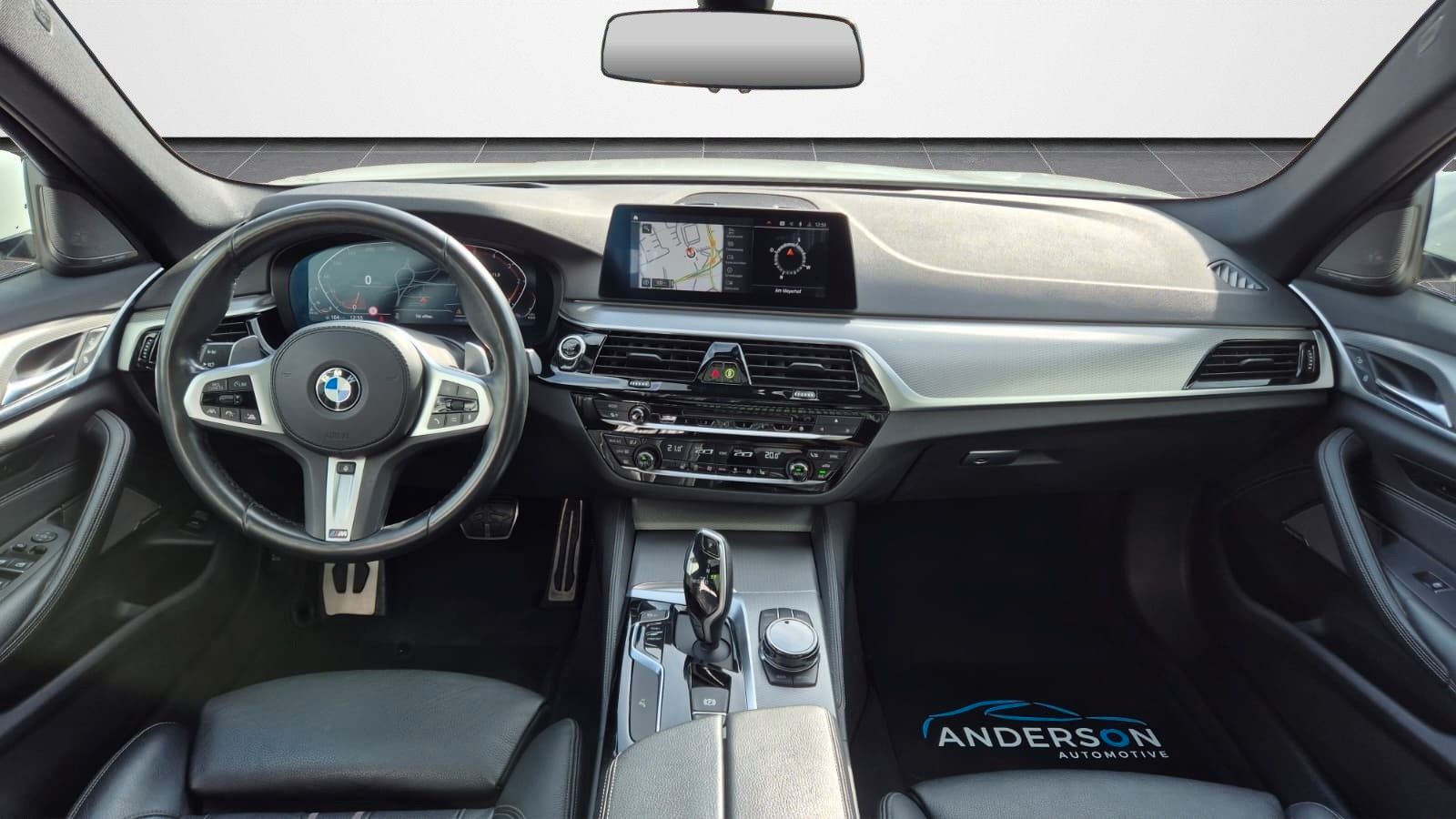 Fahrzeugabbildung BMW 530D XDRIVE M SPORT H&K MEMORY HUD KAM PANO AHK