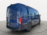 Volkswagen Crafter 35 Kasten 2.0 TDI MR RFK+Navi+Klima+Stan - gebrauchte VW Crafter aus dem Jahr 2023