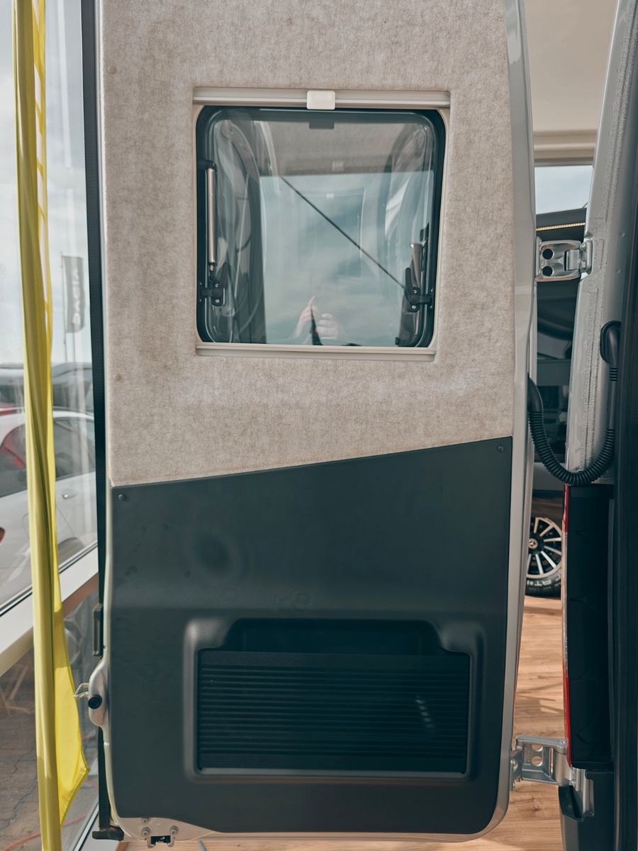 Fahrzeugabbildung HYMER / ERIBA / HYMERCAR GRAND CANYON S 4x4 MB 700 - NEU! MODELL 2026