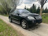 Mercedes-Benz ML 420 CDI 4MATIC - - Mercedes-Benz ML 420: Cdi 4matic