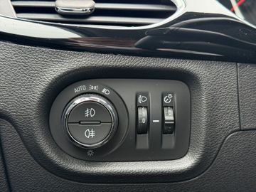 Opel Astra SportsTourer 1.4 Dynamic Kamera Navi AHK
