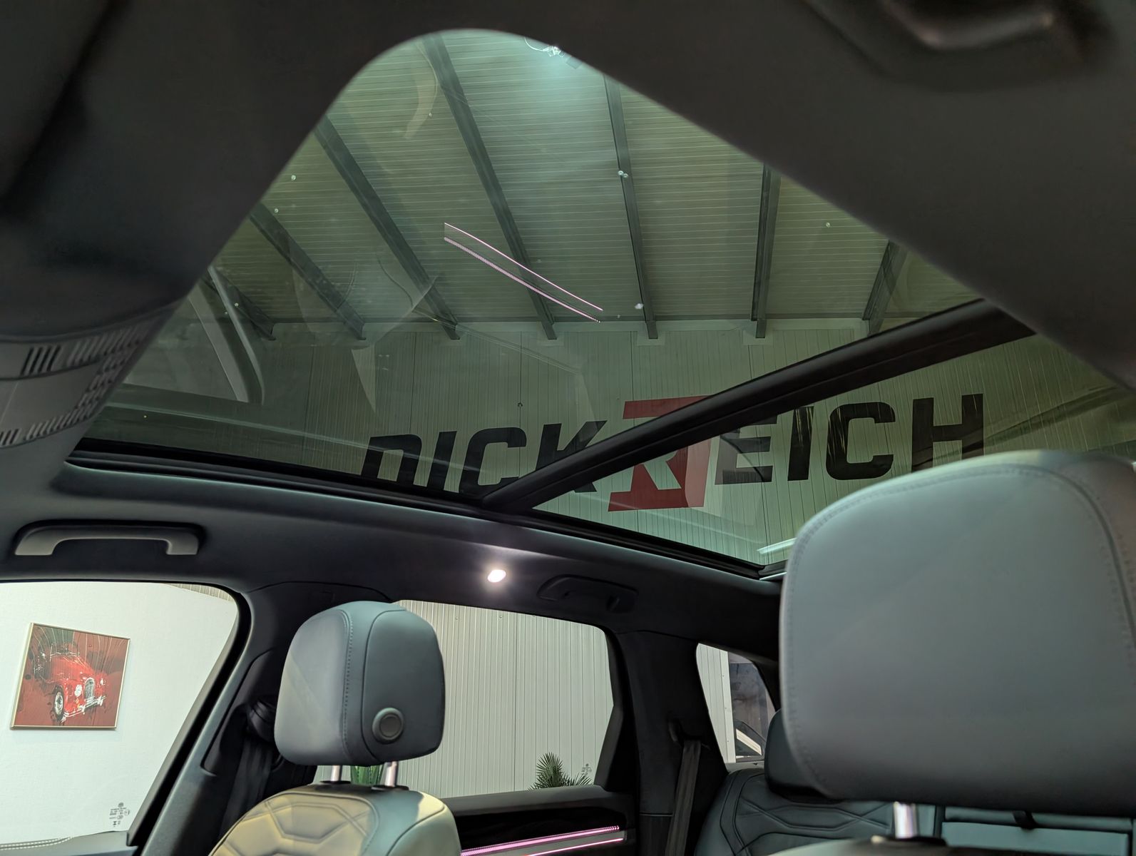 Fahrzeugabbildung Volkswagen Touareg 3.0TDI 4M R-Line VOLL Black 22" UPE 114T