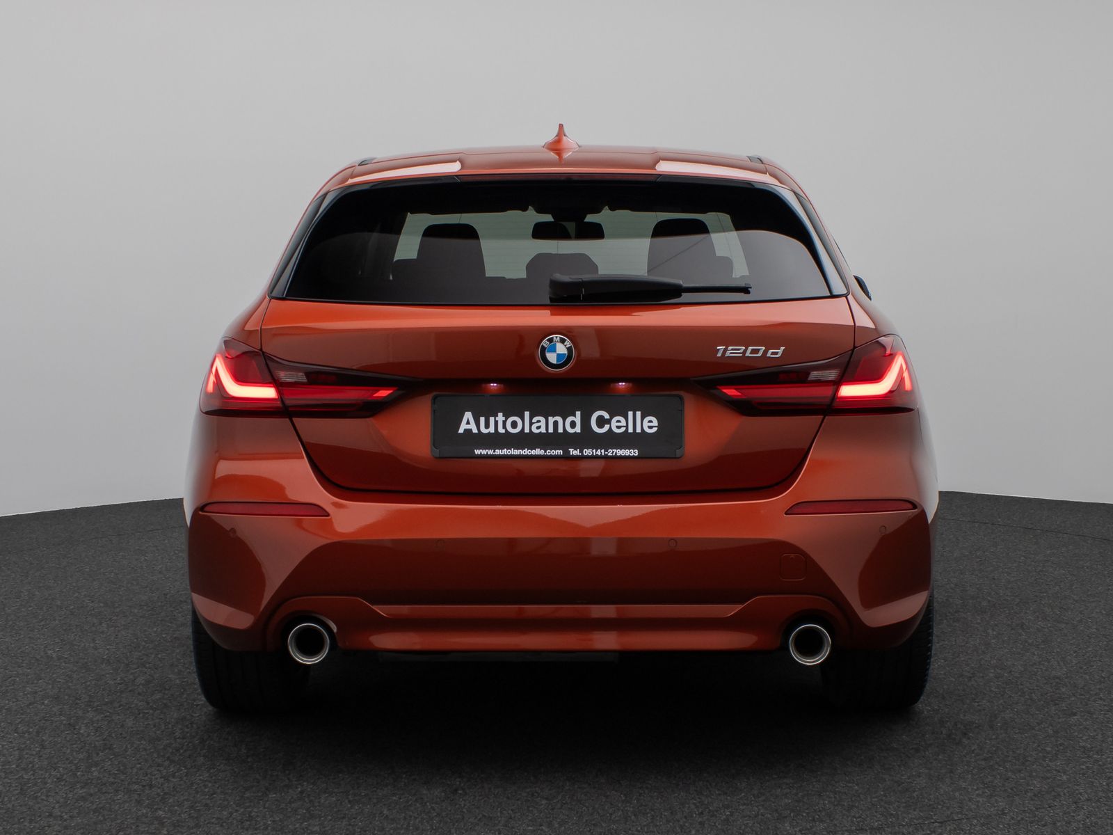 Fahrzeugabbildung BMW 120d  DAB HiFi AHK PDC Geschwindigkeitsreg LED