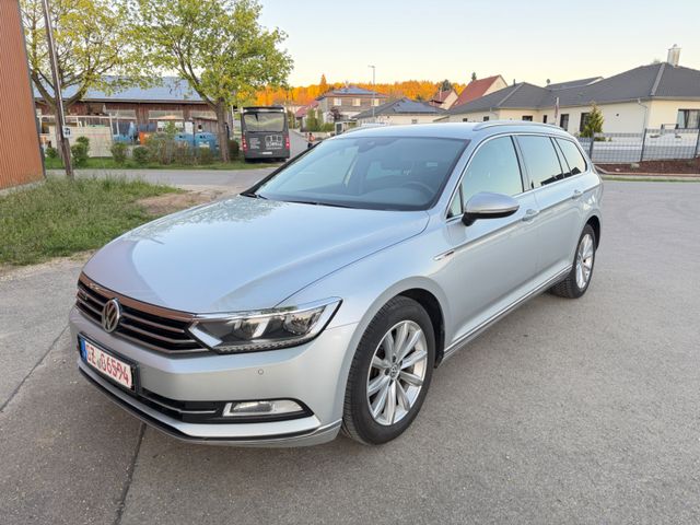 VW Passat Variant Highline 4Motion 1.Hand