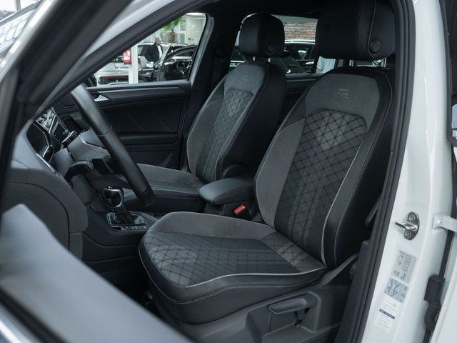 Tiguan R-Line eHybrid AHK HUD Kamera Matrix Busi