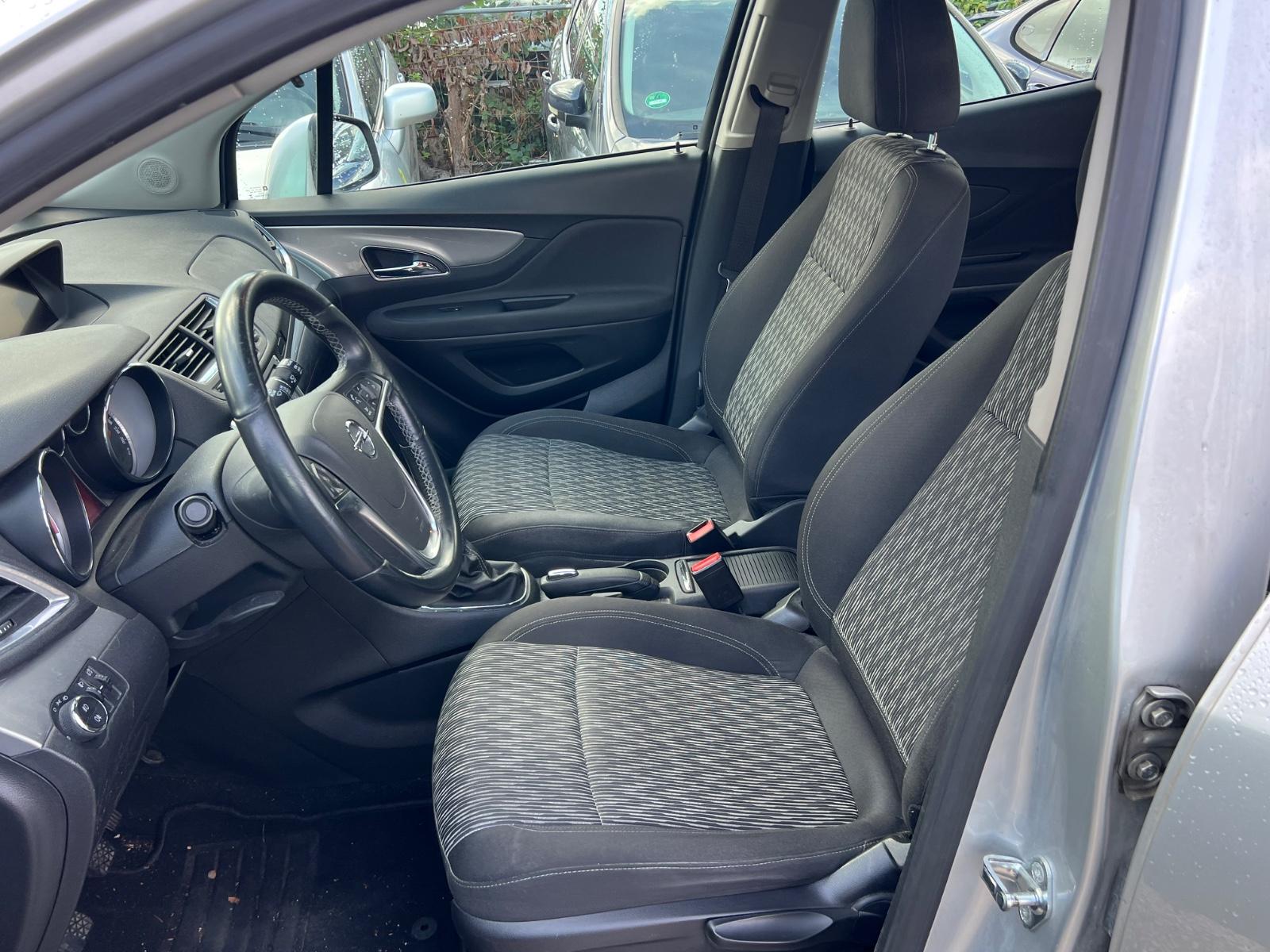 Opel Mokka 2015 — photo 10