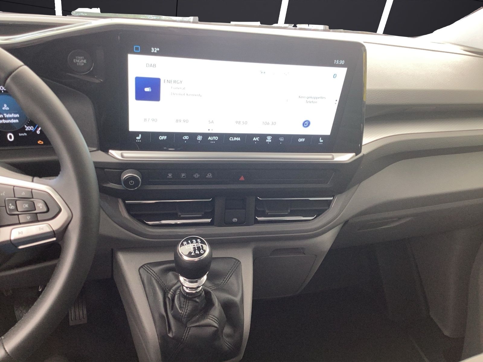 Fahrzeugabbildung Volkswagen T7 Transporter Kasten TDI 81 kW KR PDK LANE ASSI