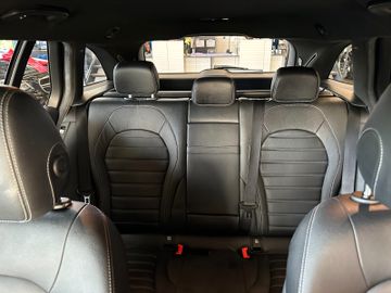 MYAUTOCENTER – Gebraucht- und Jahreswagen mit Werkstattservice in Pfaffenhofen Mercedes-Benz C 400 T *4Matic*AMG*LED*Airmatic*