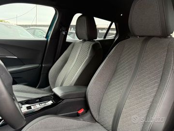 Peugeot 2008 - 9