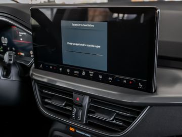 Ford Focus 1.0 Titanium X Intelligent Drive Assist