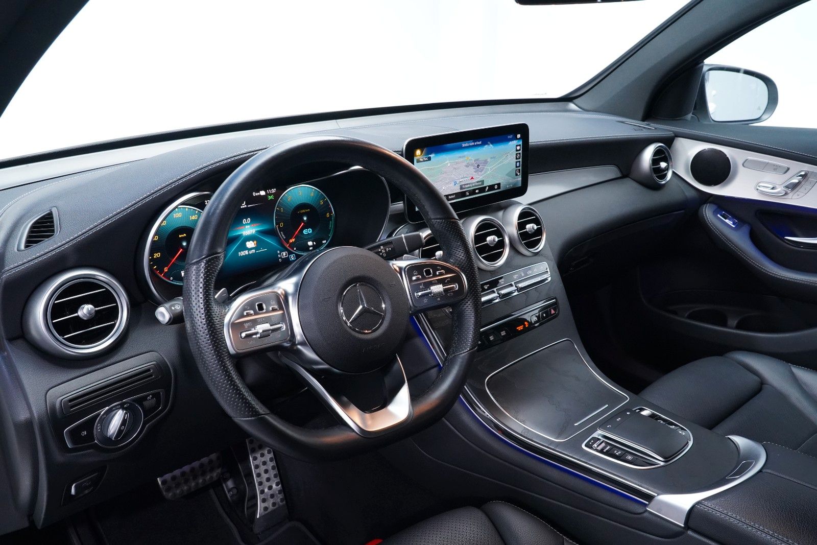 Mercedes-Benz GLC 300 de 4M Coupé 3xAMG/MBEAM/9G/MEMORY/SOUND foto 11
