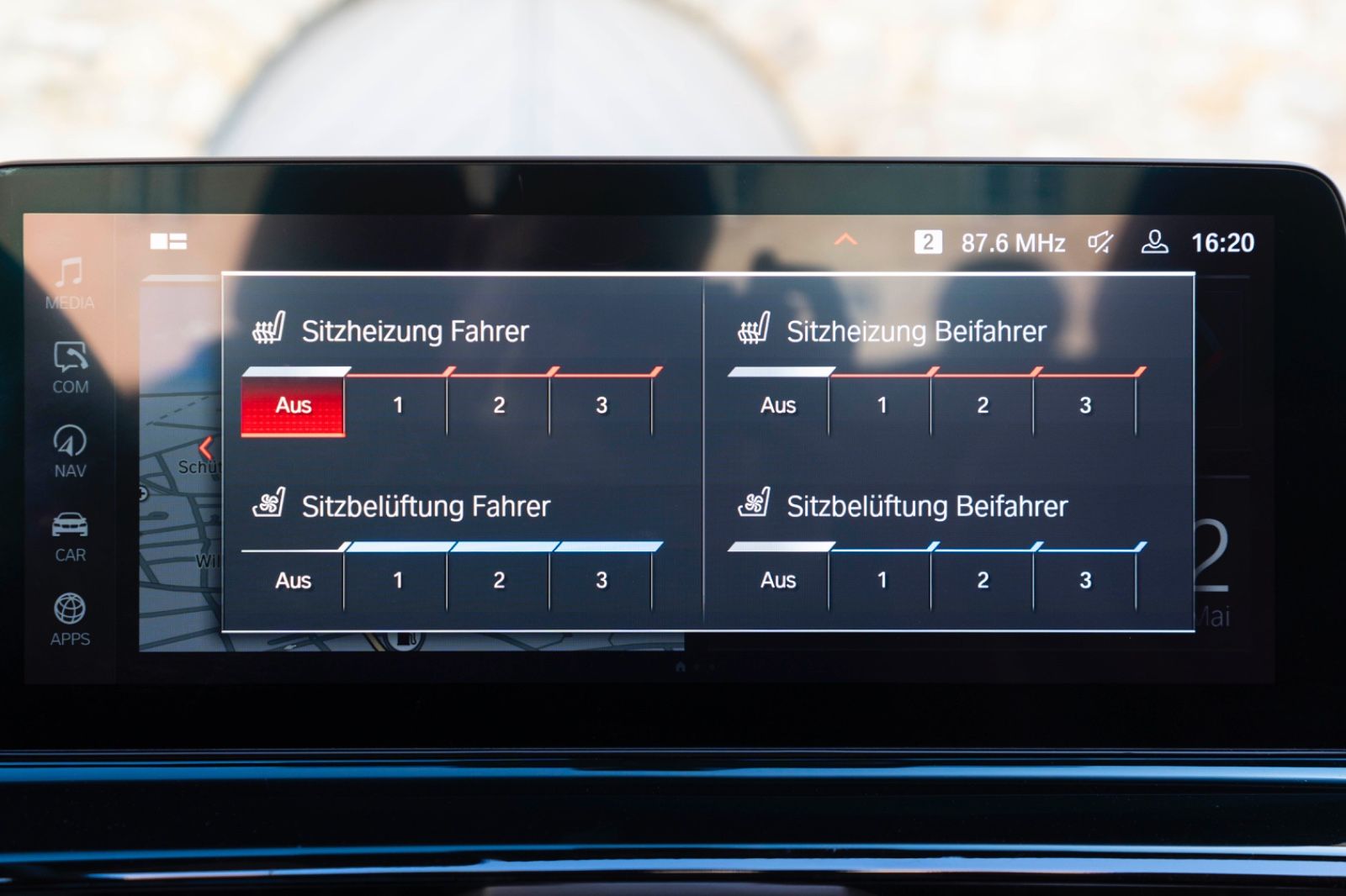 Fahrzeugabbildung BMW M8 Cabrio Competition LASER B&W ACC 3D SOFTCLOSE