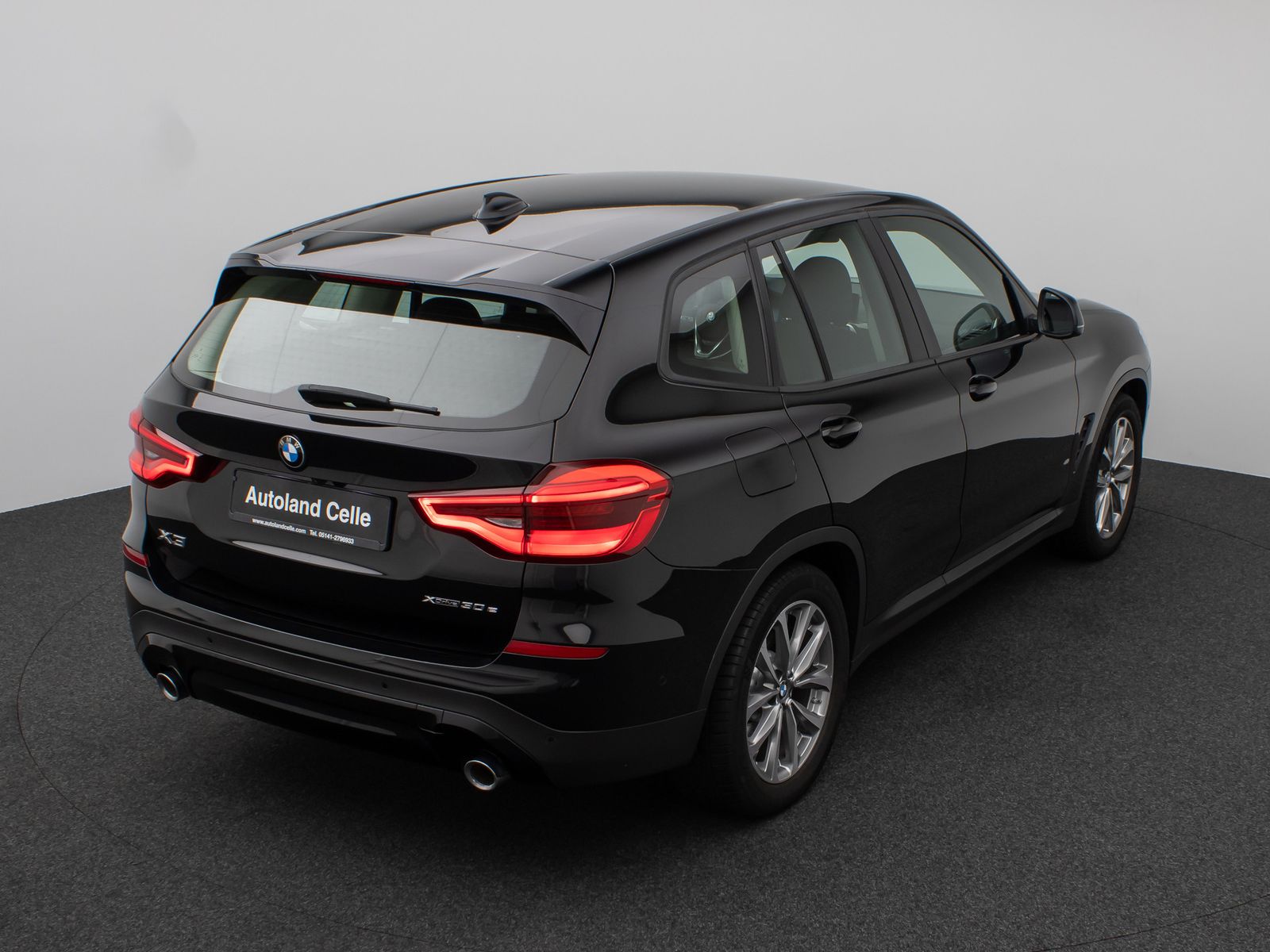 Fahrzeugabbildung BMW X3 xD30e Kamera DAB HiFi Lenkrhzg Komfort Alarm