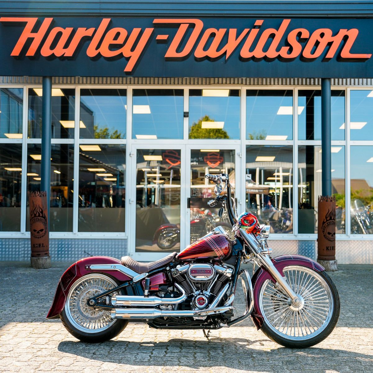 Fahrzeugabbildung Harley-Davidson FAT BOY FLFBS 114 MY24 - Chicano Umbau- Custom