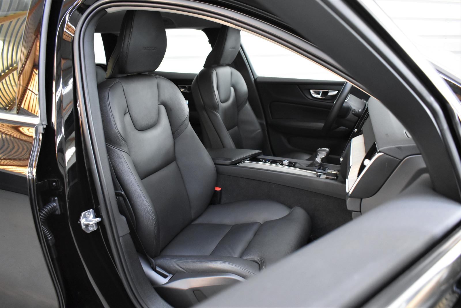 Volvo V60 Kombi Inscription+Kamera+Tempomat+LED+Keyles