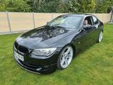 BMW 330d Coupé - E92, Motor neu - BMW 330 mit Diesel-Antrieb: Coupé