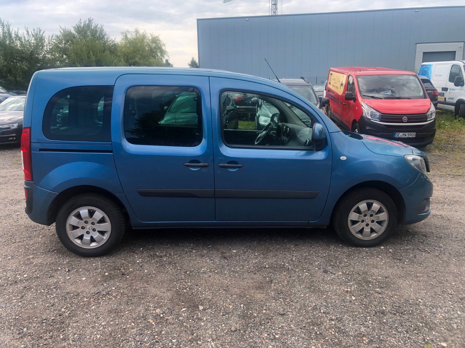 Fahrzeugabbildung Mercedes-Benz Citan Kombi 111 CDI lang Wildschaden
