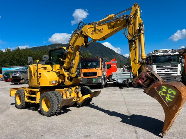 Komatsu PW118MR-8 Engl Powertilt 2x Löffel