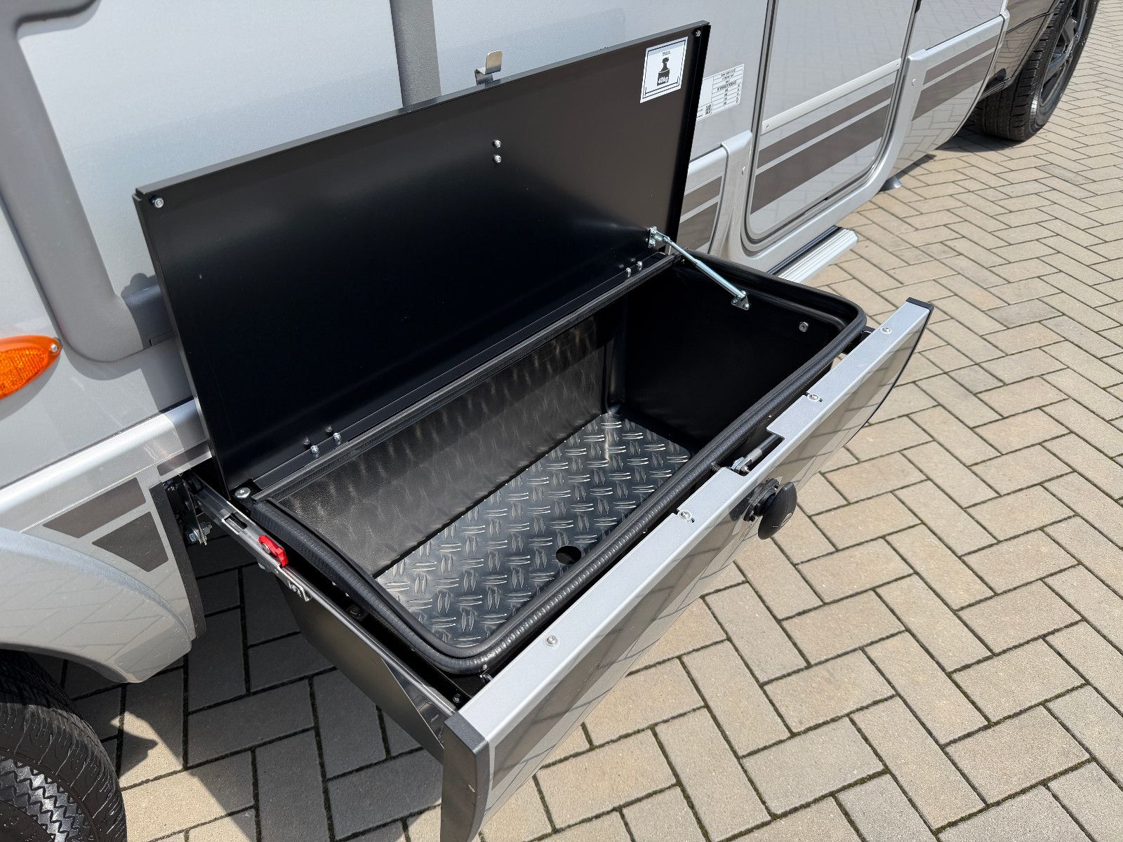 Fahrzeugabbildung HYMER / ERIBA / HYMERCAR B-Klasse MC-T 680 - 12.506€ Sparen!!!