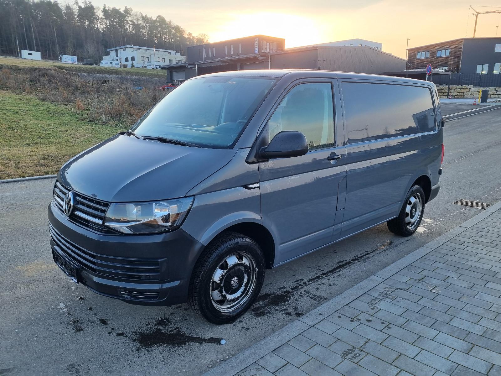 Volkswagen T6 4Motion DSG AHK TEMPOMAT SITZHZG EURO 6