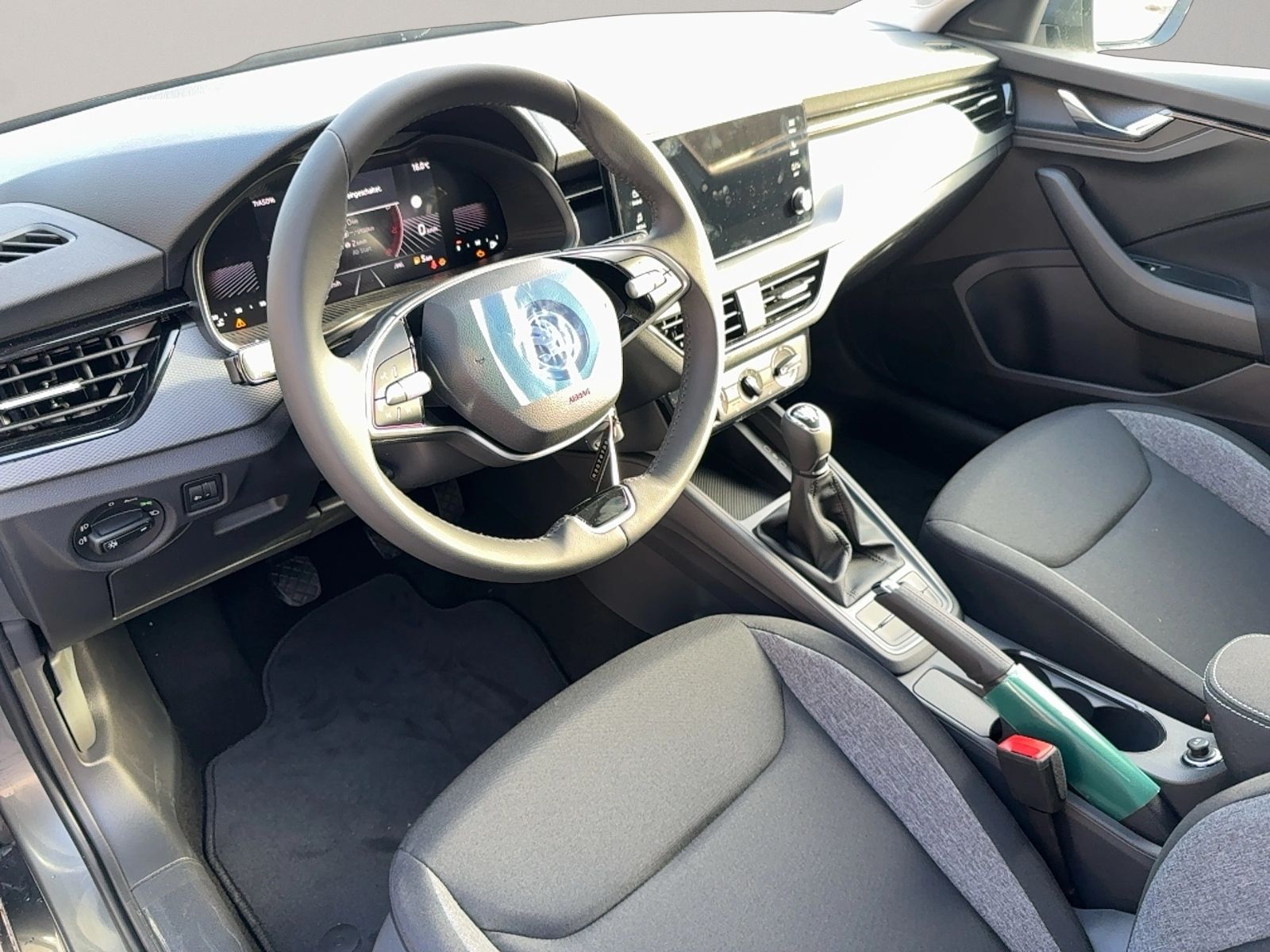 Kamiq 1.0 TSI Essence, Smartlink, Bluetooth, Win