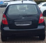 Mercedes-Benz A 160 AUTOMATIK/SHZ/SCHECKHEFT - Mercedes-Benz A 160: Automatik