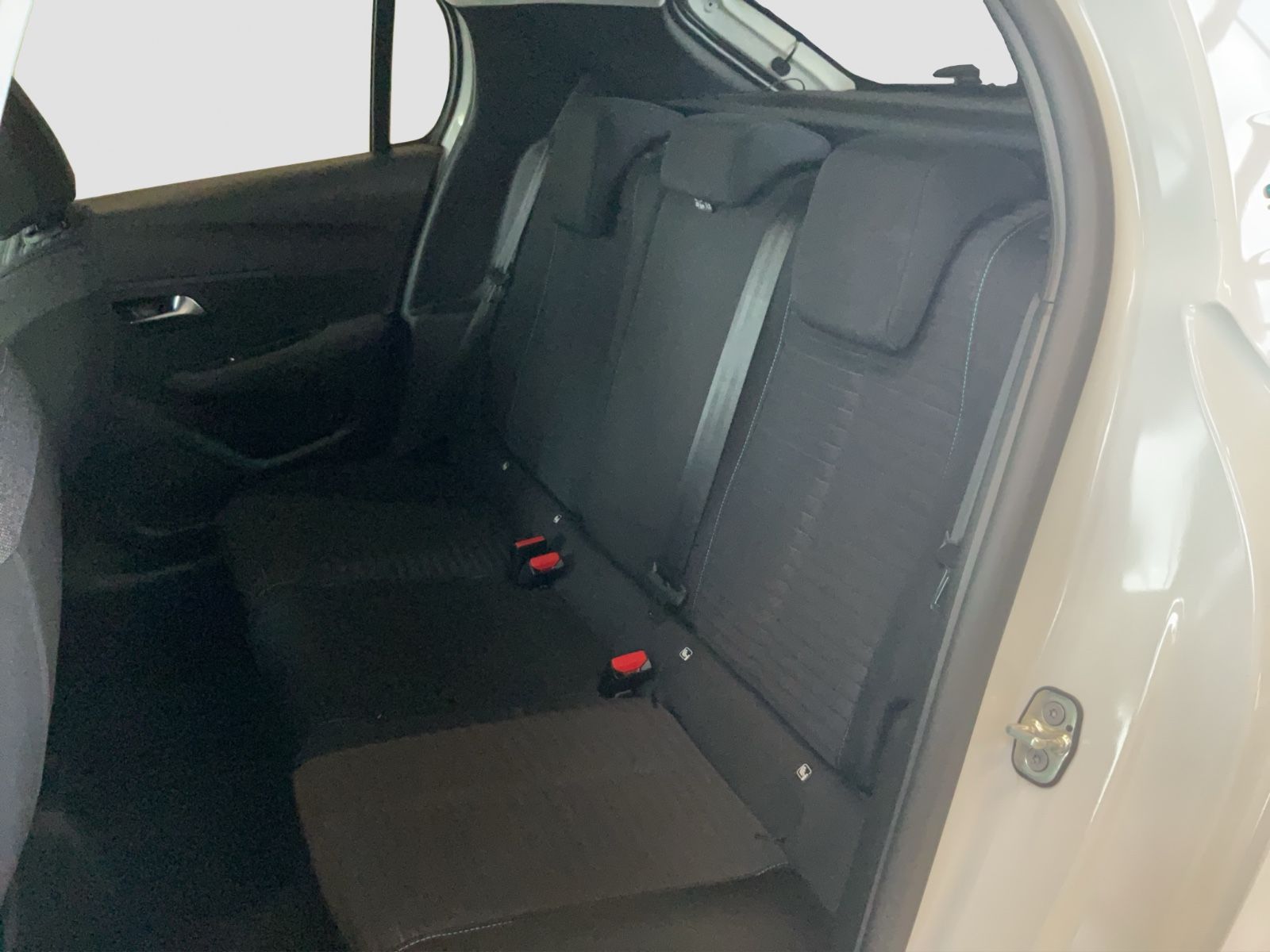 Fahrzeugabbildung Peugeot 208 1.2 PureTech Style