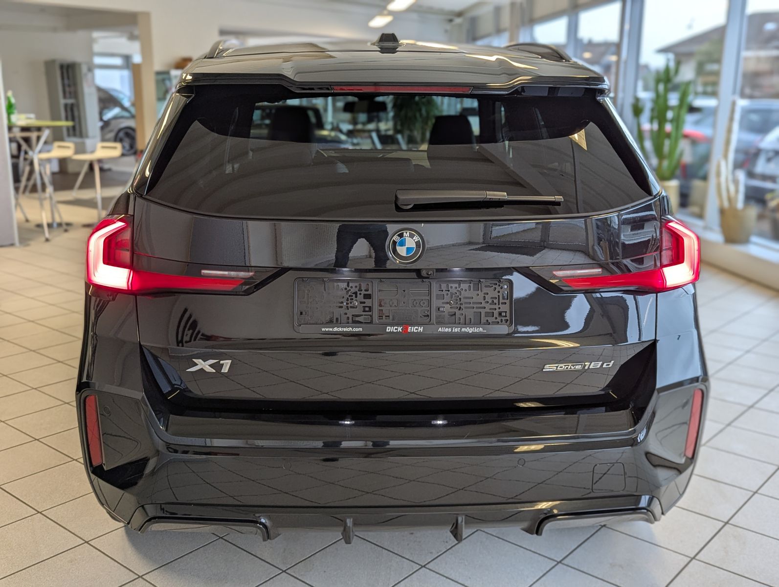 BMW X1 18 d M-Sport Pano Premium-Travel-Paket AHK - Image 6