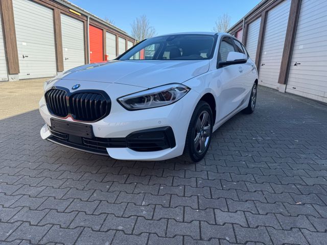 BMW 116i Advantage,NAVI,LED,MFL,PDC