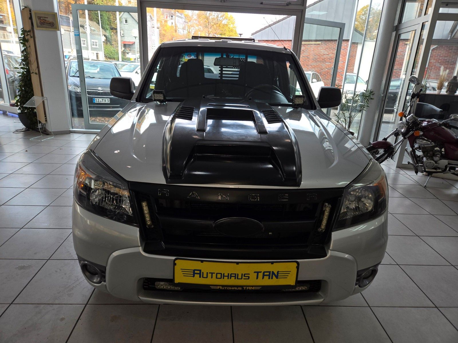 Fahrzeugabbildung Ford Ranger XLT Doppelkabine 4X4*ATM 67000 KM