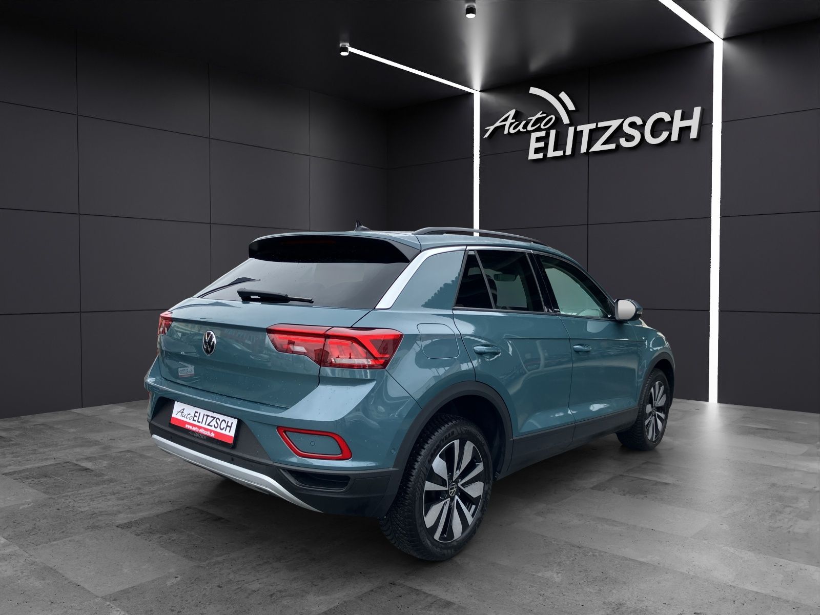 Fahrzeugabbildung Volkswagen T-Roc 1.0 TSI Move LEDplus AHK Navi AID ACC RFK