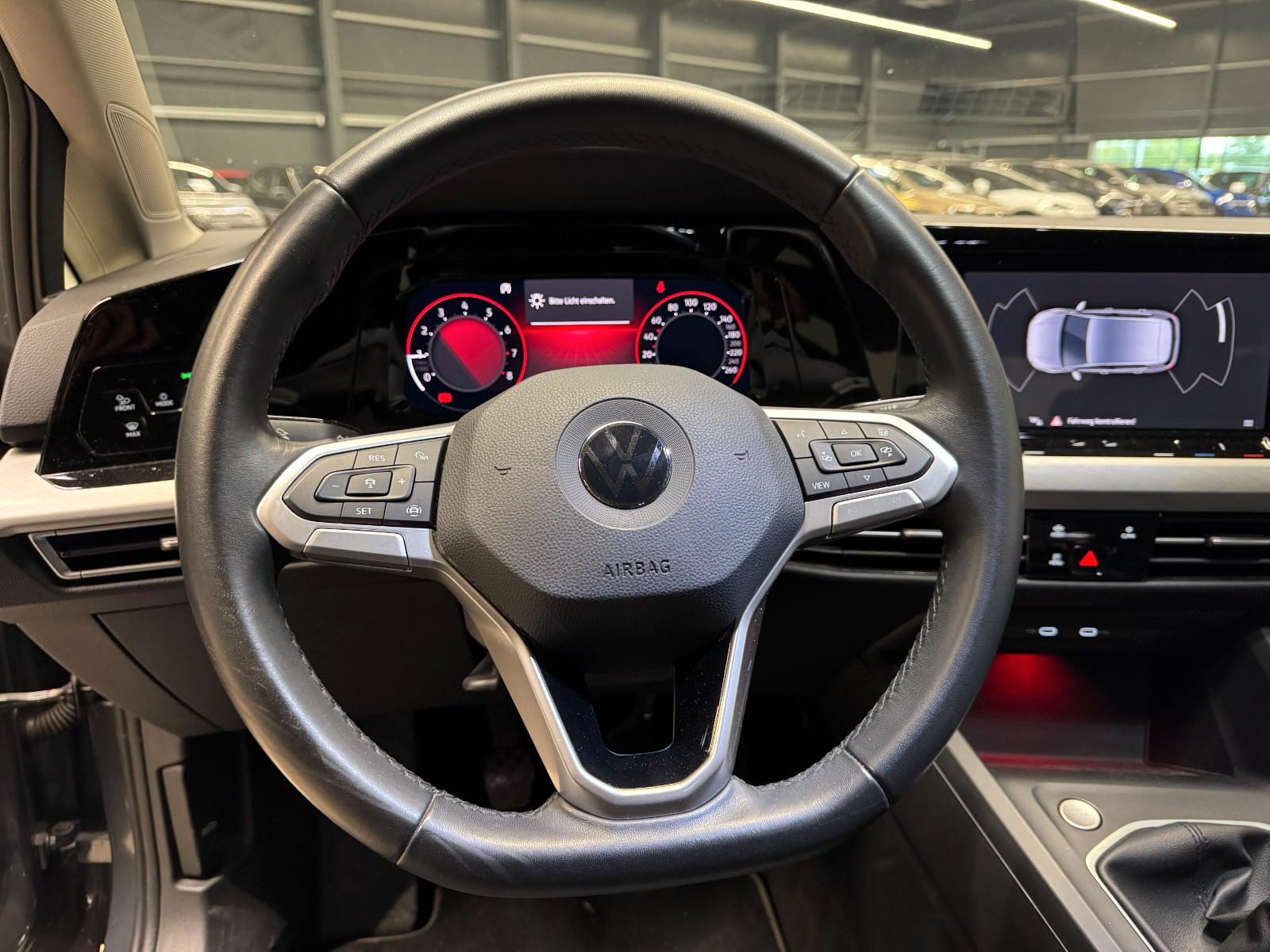 Volkswagen Golf VIII 1.5 TSI LIFE*SHZ*LED+*AMBIENTE*NAVI*, миниатюра 10
