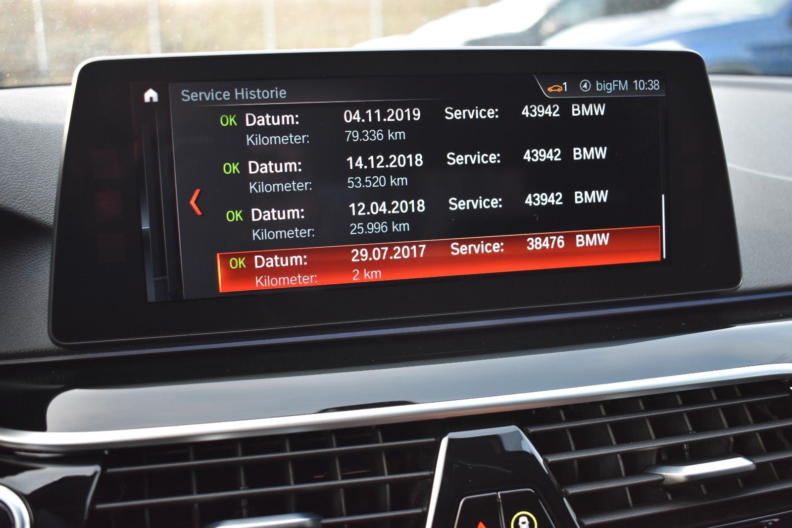 Fahrzeugabbildung BMW M550 i Limo. xDrive DAB Gestik Massage HUD ATM