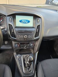Ford Focus - 11