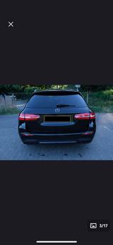 Mercedes-Benz E 400 4MATIC T AMG Line Autom. AMG Line - Mercedes-Benz E 400: Induktionsladefunktion