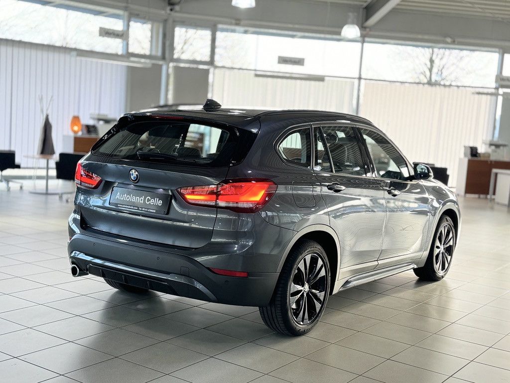 Fahrzeugabbildung BMW X1 xD25e Sport Line Parkassist DAB Navi Komfort