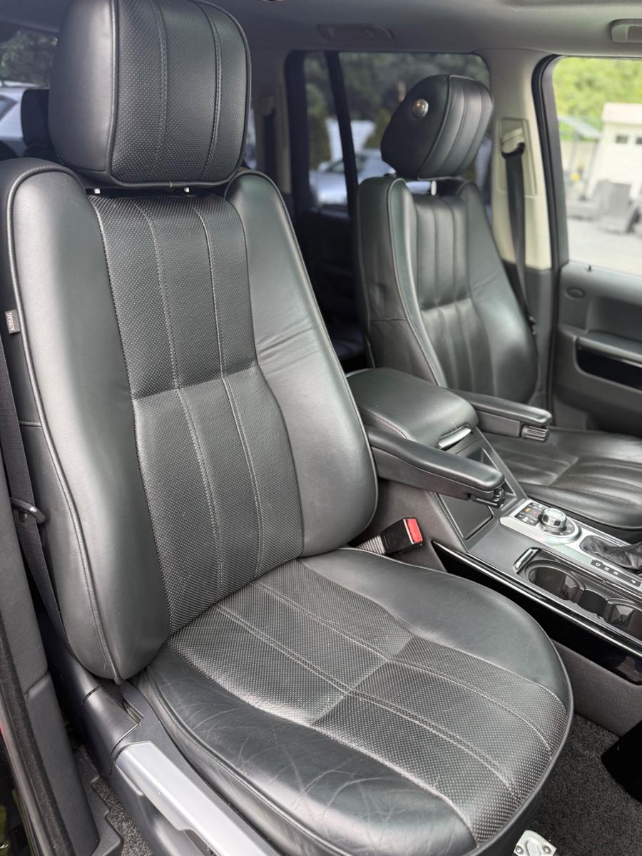 LAND ROVER RANGE ROVER VOGUE V8 272 ch 4X4 BVA - HAYON ÉLECTRIQUE - TOIT OUVRANT - VOLANT EN CUIR