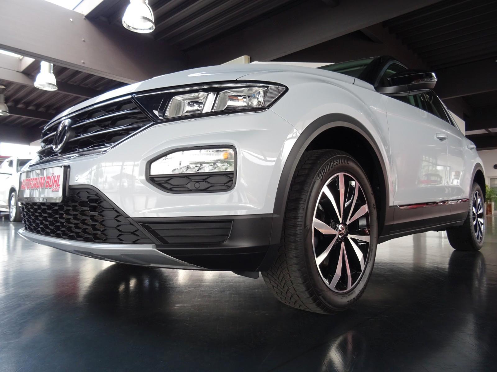 Volkswagen T-Roc TSI Style/ DSG/ Navi./ PDC+Kamera/ 1.Hand