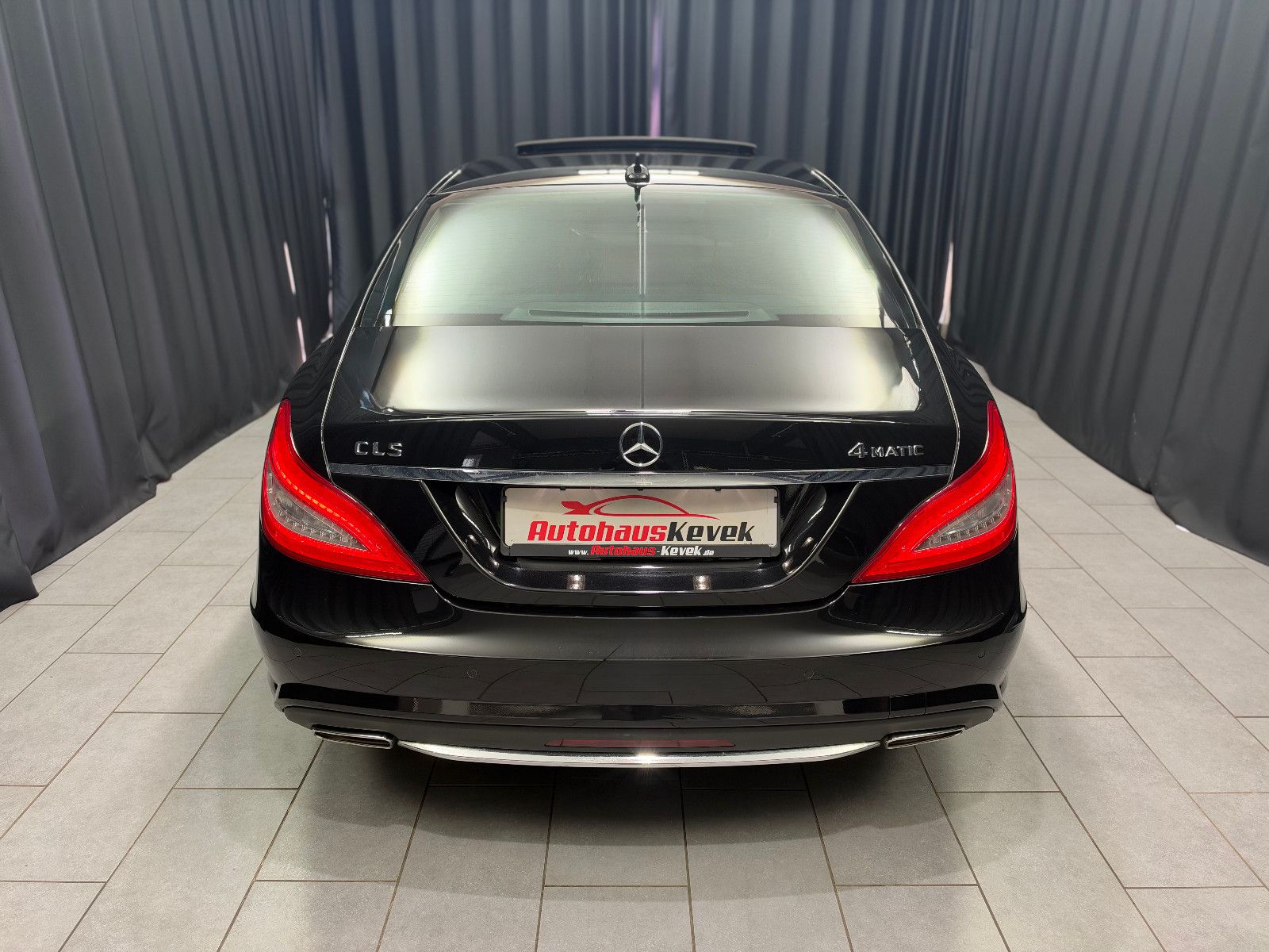 Fahrzeugabbildung Mercedes-Benz CLS 500 |AMG-LINE|H/K|PANO|AIR-MATIC|DE-FZG