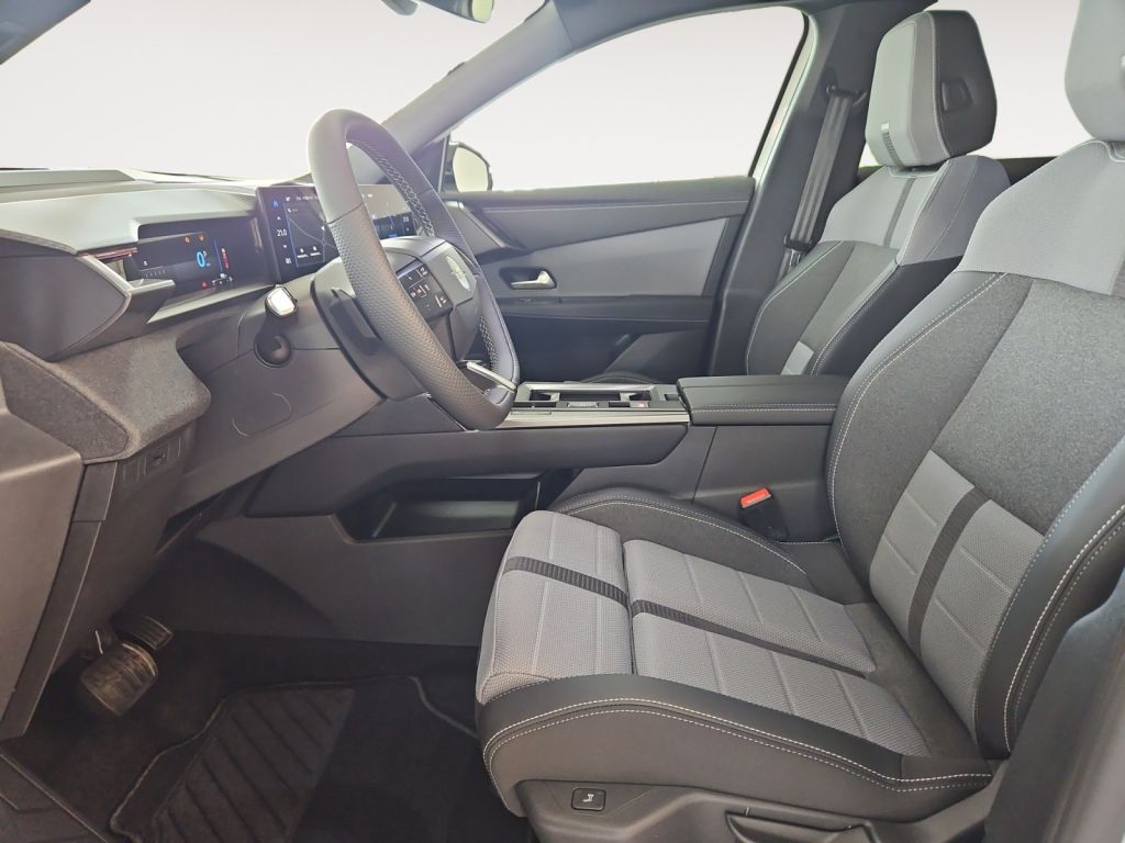 Fahrzeugabbildung Opel Grandland 1.2 DI Hybrid 48 V AT GS