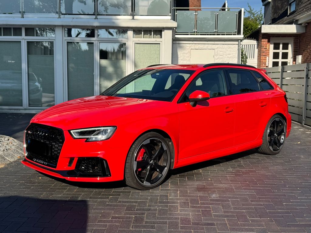 Image of Audi RS3