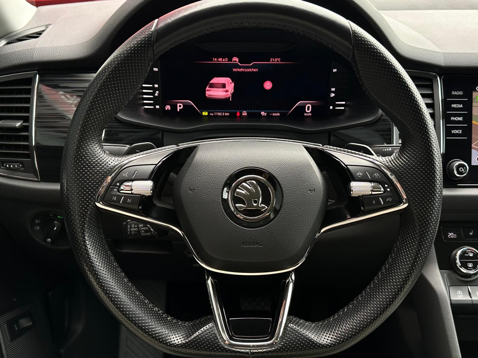 SKODA Kodiaq 1.5TSI DRIVE 125 YEARS* LED#AHK#ACC#NAVI - Image 11
